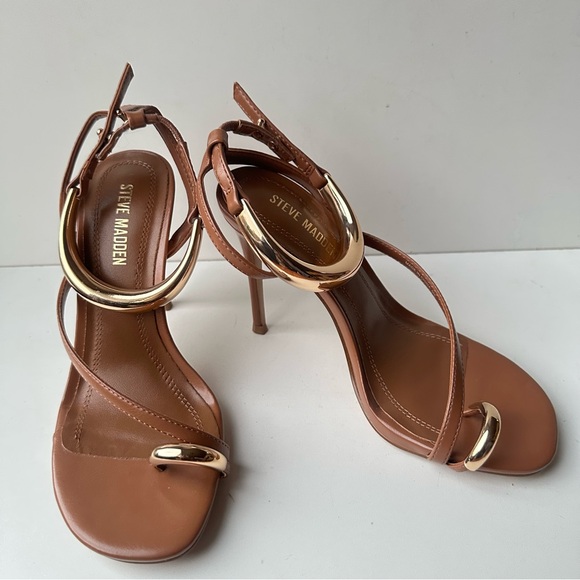 Steve Madden T-Strap Heeled Sandals Brown Tan Gold Toe Ring Ankle Strap Size 6 - Picture 6 of 9